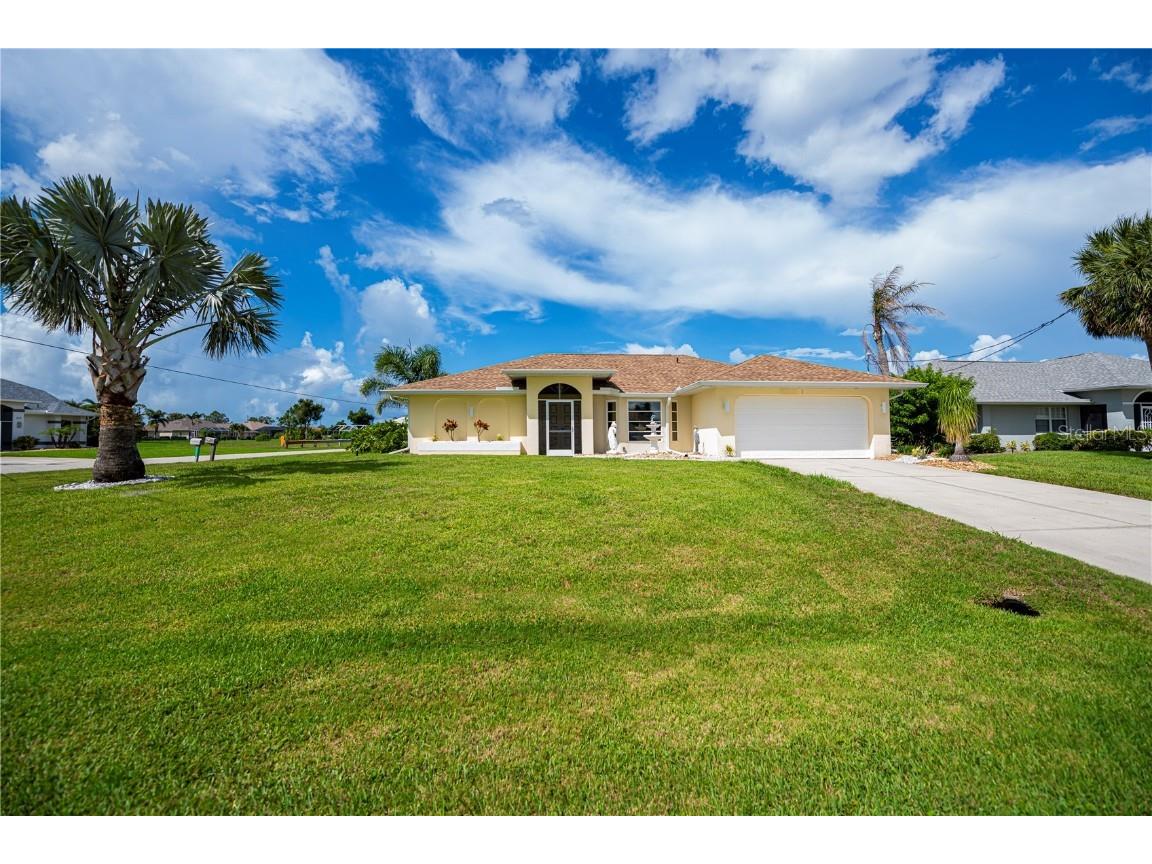 1 Sportsman Circle Rotonda West FL 33947 C7510799 image1