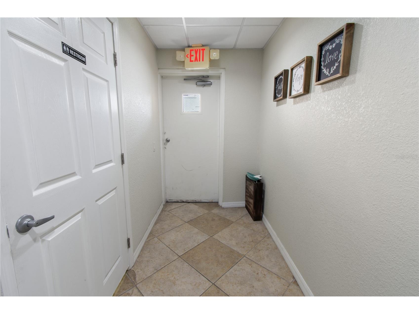 1 W Central Avenue Lake Wales FL 33853 K4903636 image13