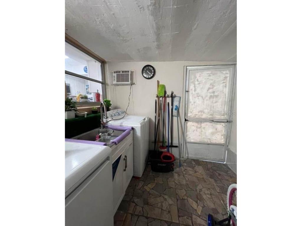 1 W Country Cove Way Kissimmee FL 34743 O6333293 image9