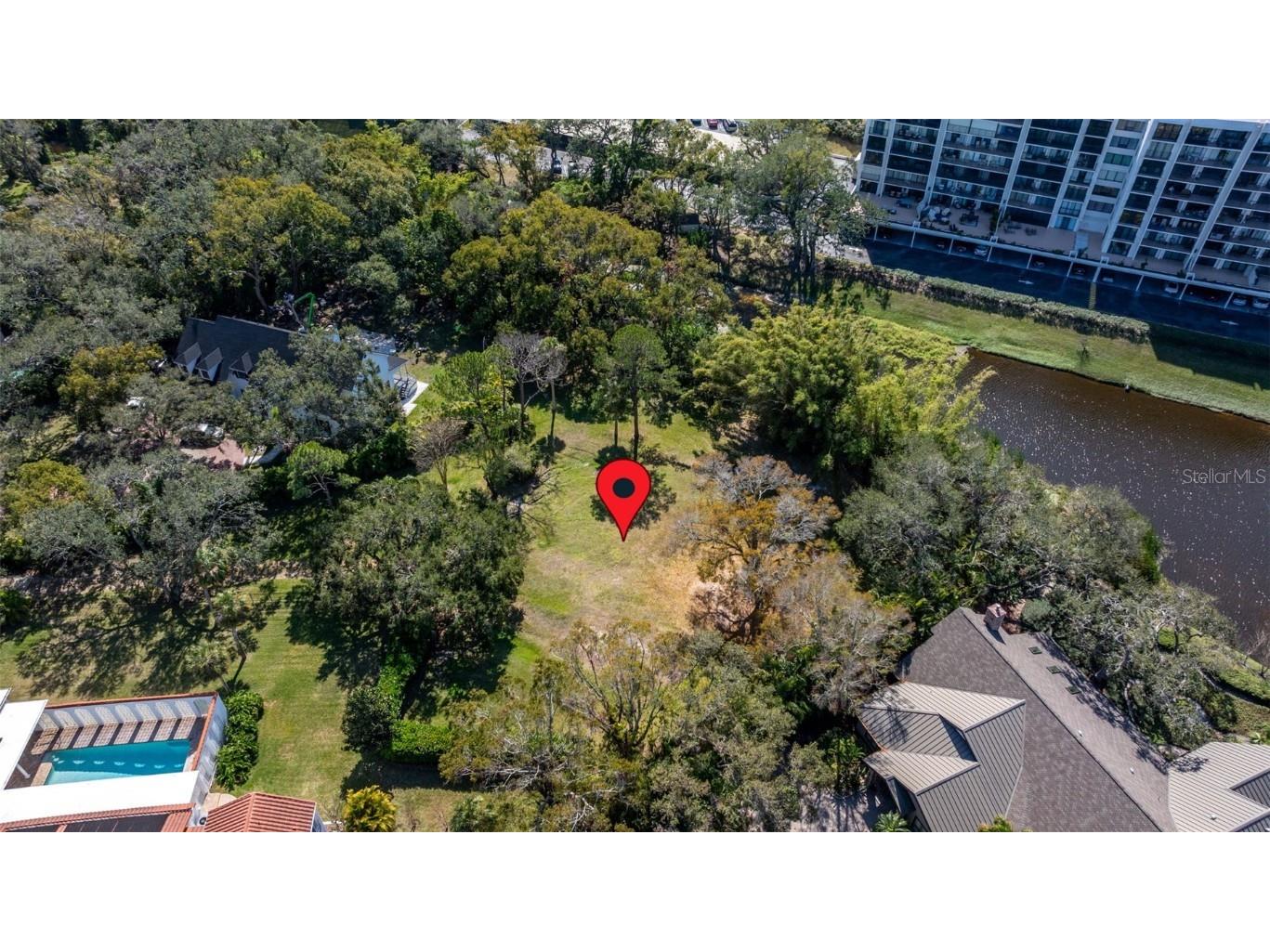 1 West Lane Belleair FL 33756 - HAROLD'S LAKE TB8347932 image2