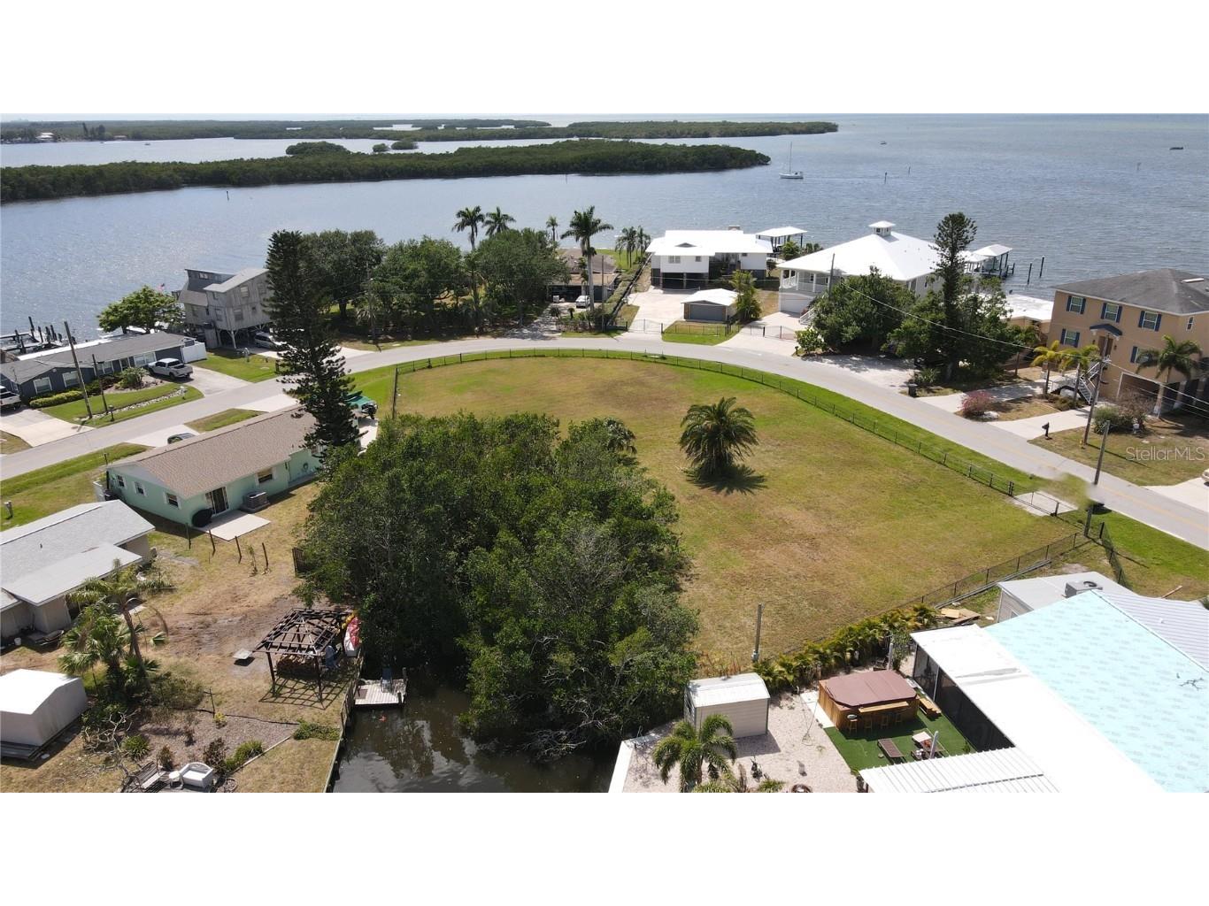 W Shell Point Road, Ruskin, FL, 33570 MLS T3438938 Edina Realty