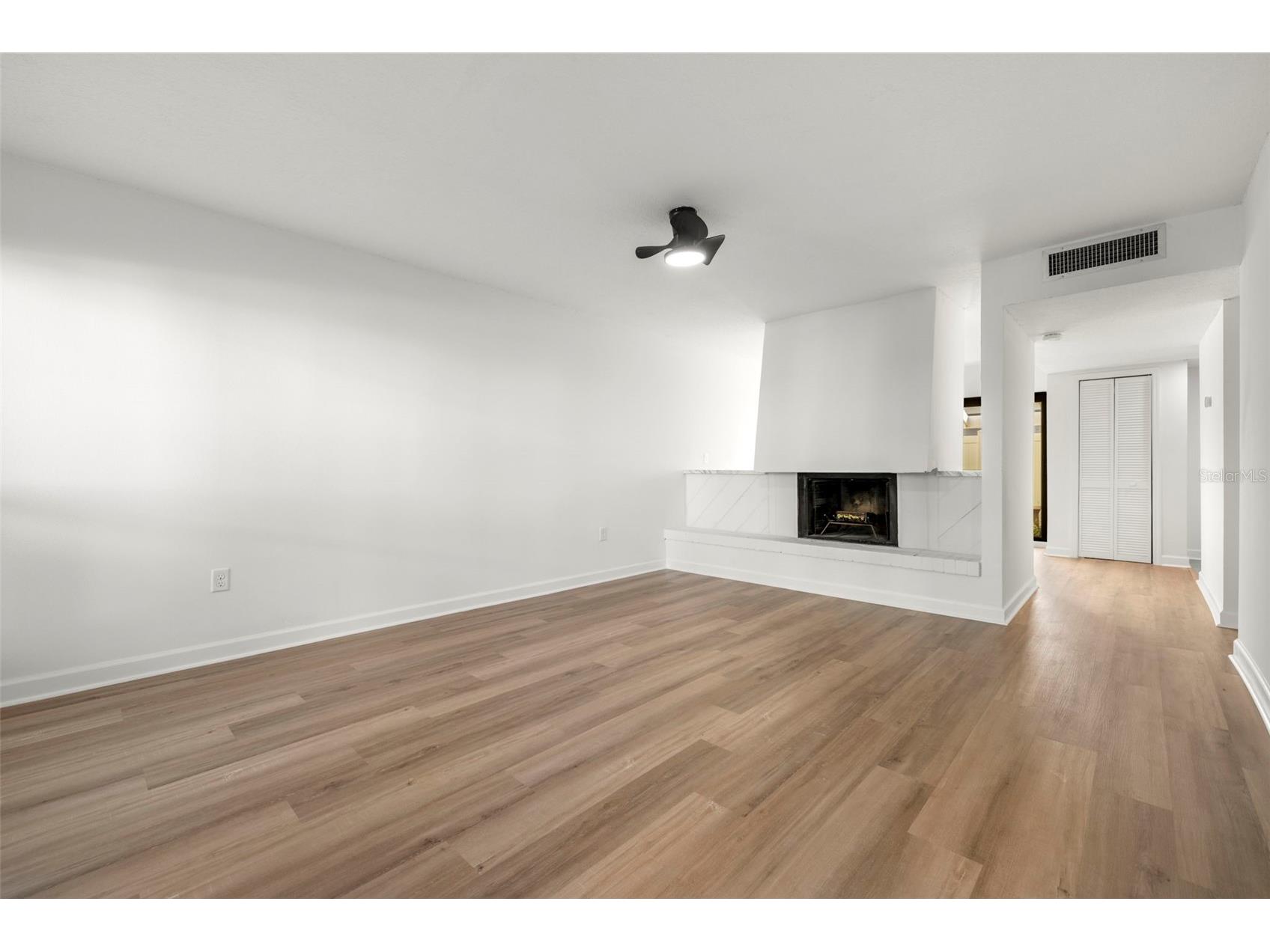 1 Windrush Boulevard #19 Indian Rocks Beach FL 33785 TB8472098 image12