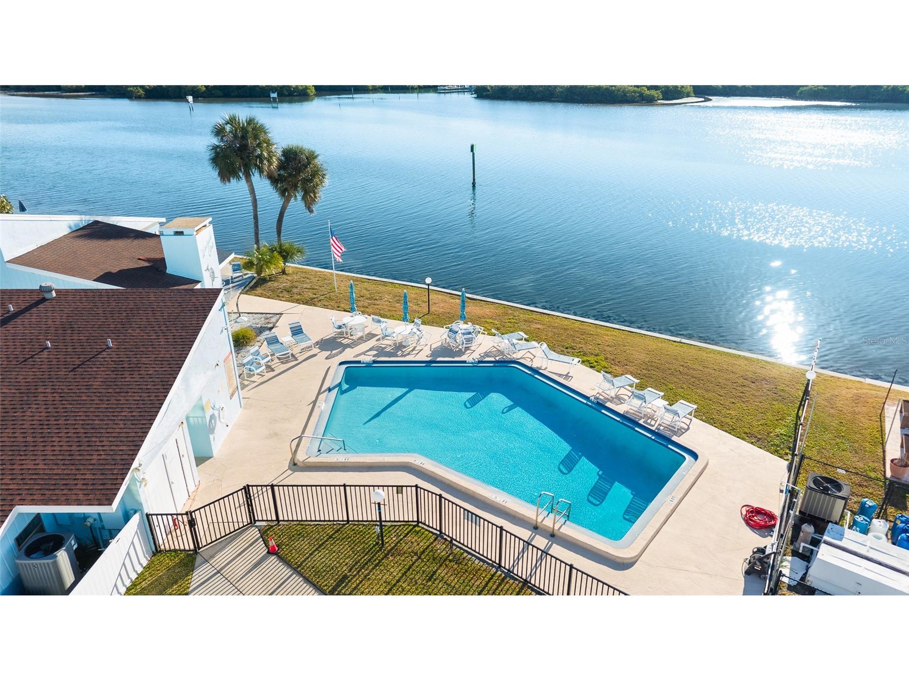 1 Windrush Boulevard #21 Indian Rocks Beach FL 33785 TB8475985 image2