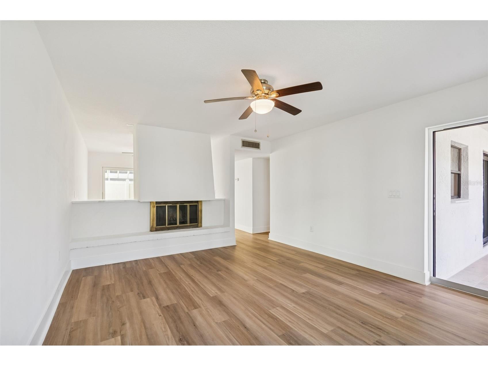 1 Windrush Boulevard #23 Indian Rocks Beach FL 33785 - BOCA CIEGA BAY TB8480333 image5