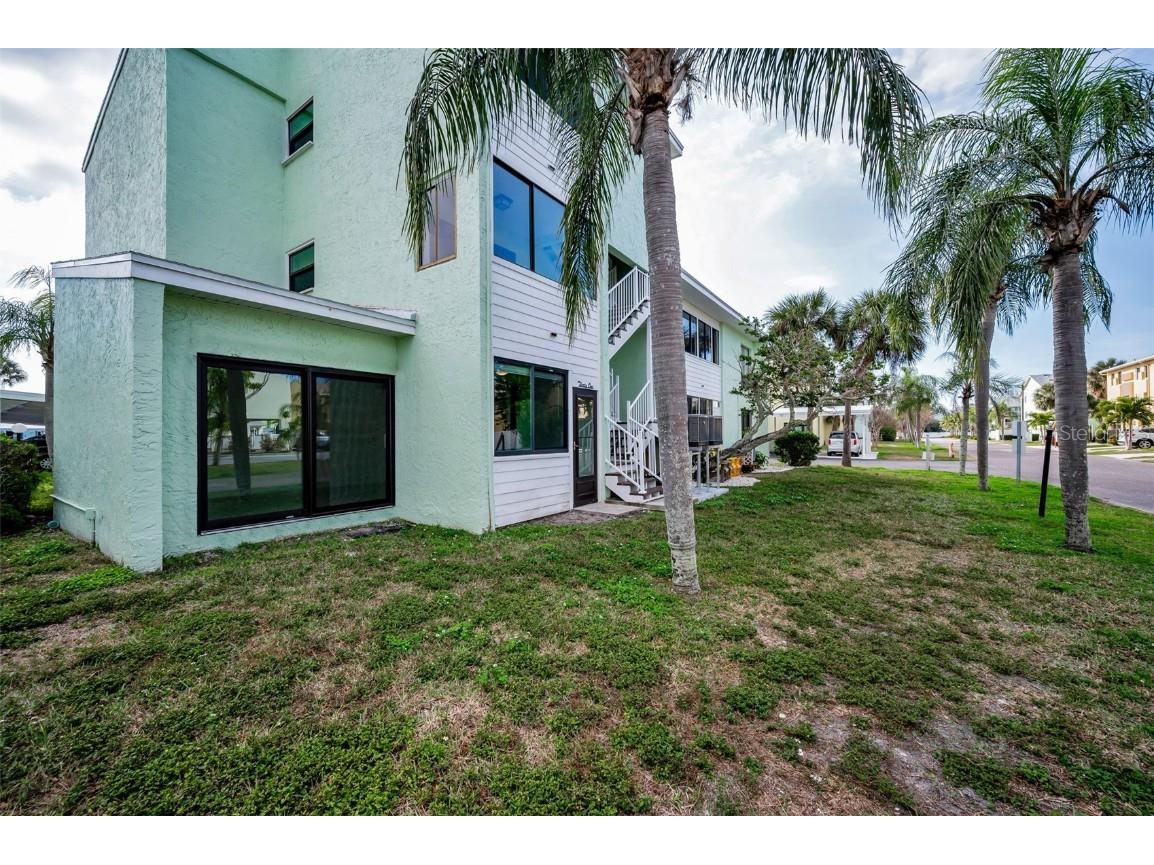 1 Windrush Boulevard #31 Indian Rocks Beach FL 33785 - INTRACOASTAL WATERWAY TB8462244 image18