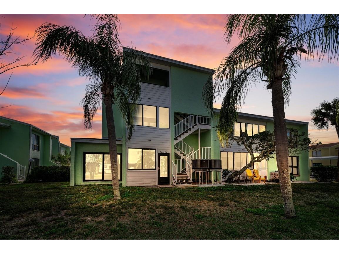 1 Windrush Boulevard #31 Indian Rocks Beach FL 33785 - INTRACOASTAL WATERWAY TB8462244 image2