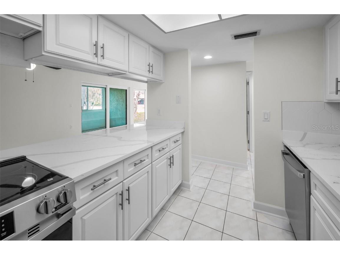 1 Windrush Boulevard #31 Indian Rocks Beach FL 33785 - INTRACOASTAL WATERWAY TB8462244 image39