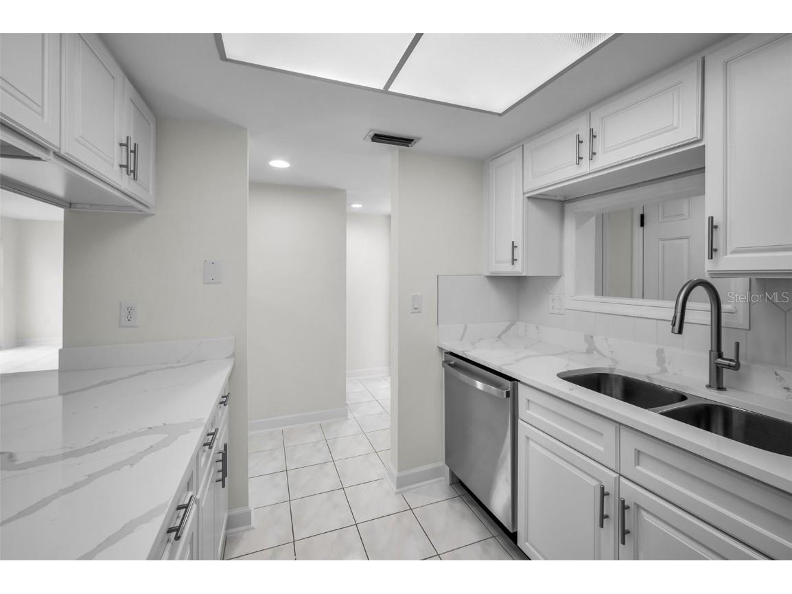 1 Windrush Boulevard #31 Indian Rocks Beach FL 33785 - INTRACOASTAL WATERWAY TB8462244 image40