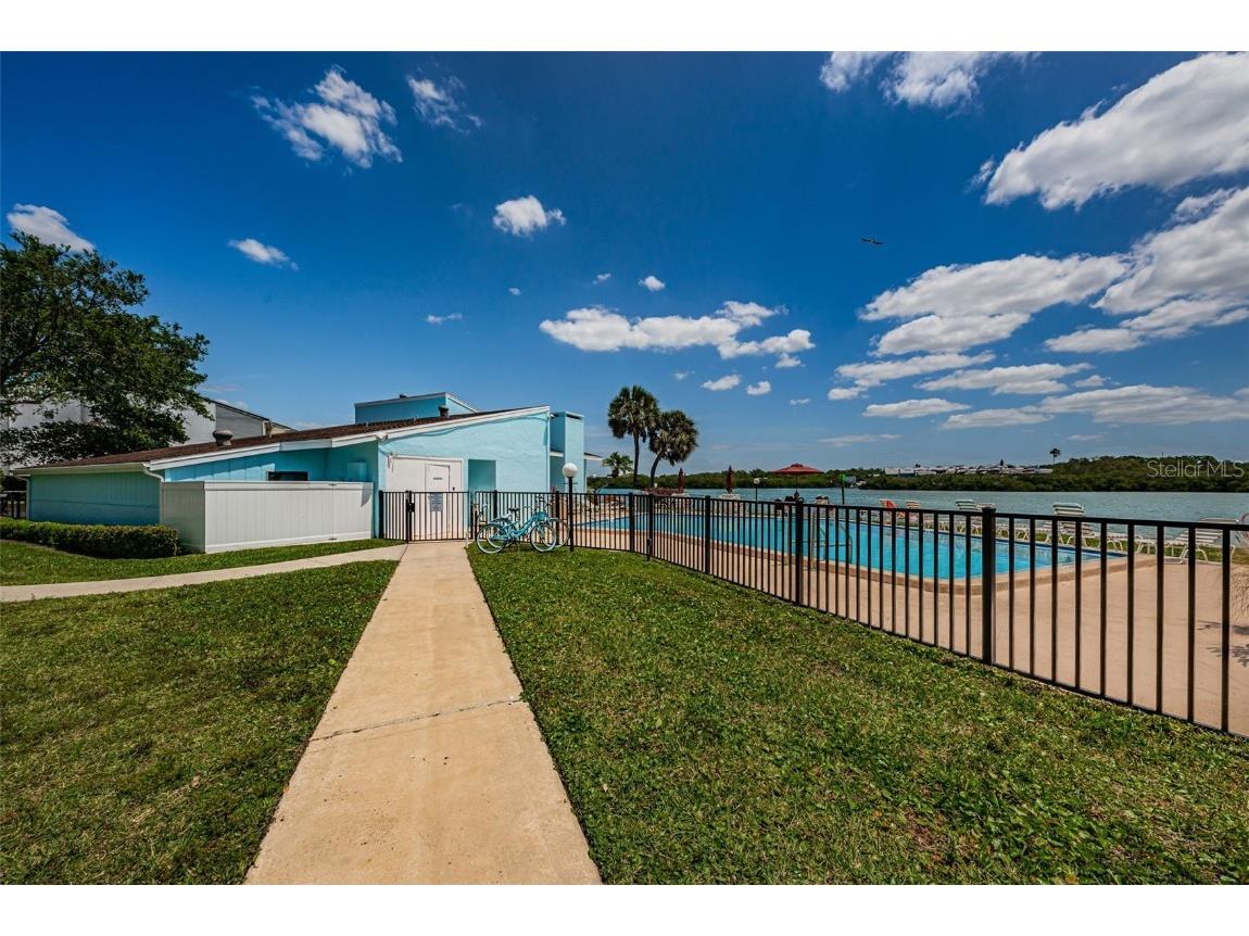 1 Windrush Boulevard #31 Indian Rocks Beach FL 33785 - INTRACOASTAL WATERWAY TB8462244 image88