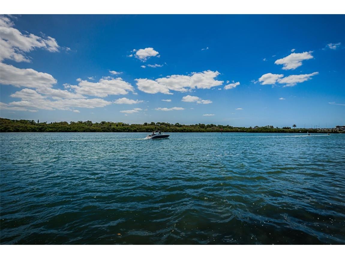 1 Windrush Boulevard #31 Indian Rocks Beach FL 33785 - INTRACOASTAL WATERWAY TB8462244 image92