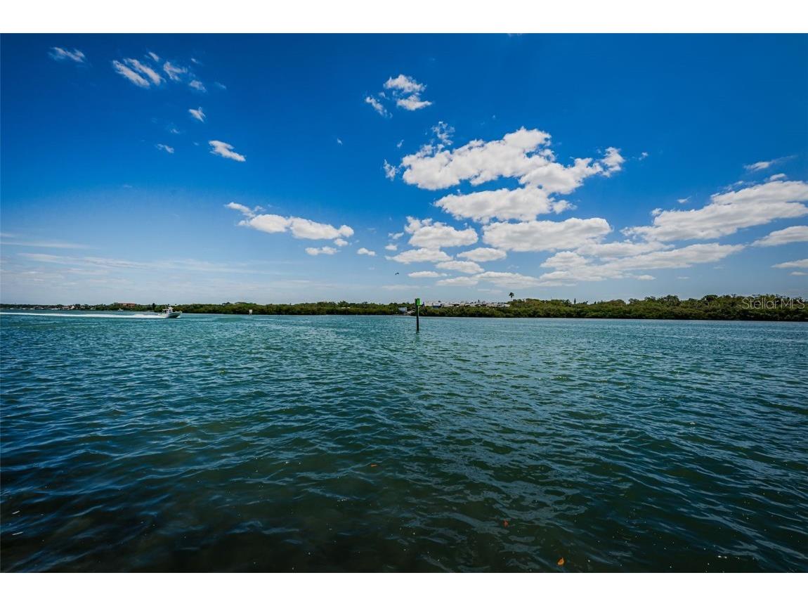 1 Windrush Boulevard #31 Indian Rocks Beach FL 33785 - INTRACOASTAL WATERWAY TB8462244 image93