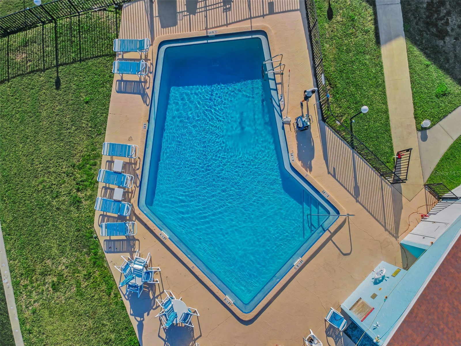 1 Windrush Boulevard #51 Indian Rocks Beach FL 33785 - INTRACOASTAL WATERWAY TB8477222 image81