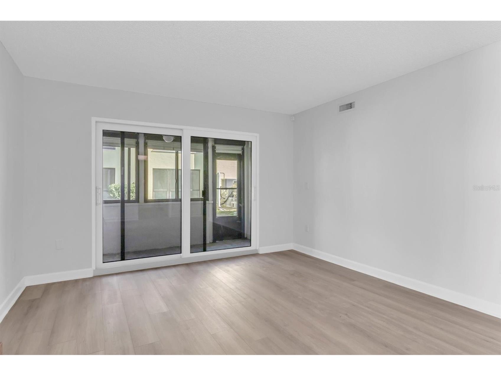 1 Windrush Boulevard #87 Indian Rocks Beach FL 33785 - INTRACOASTAL WATERWAY TB8468004 image5