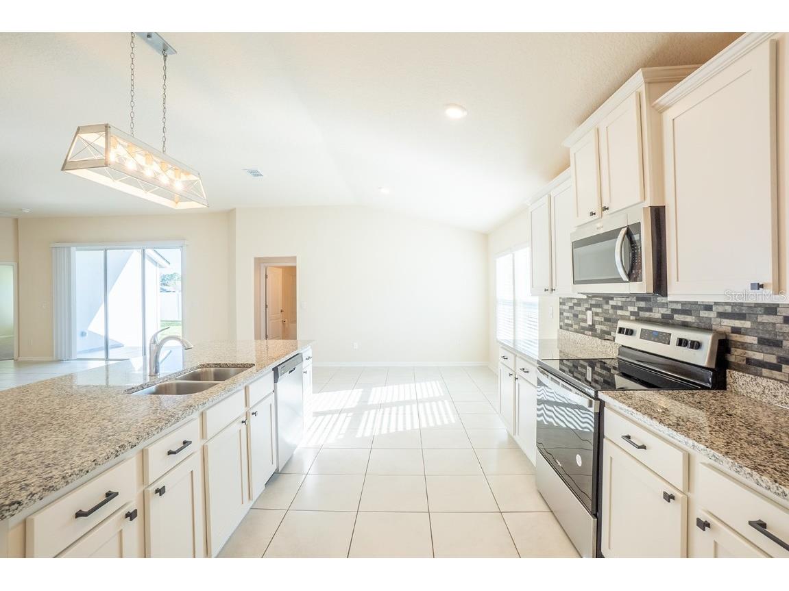 1 Zinnia Court Palm Coast FL 32164 FC314838 image18