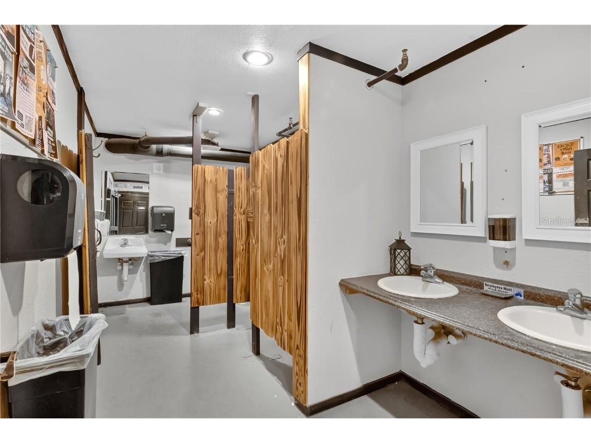 10 + 14 W Illiana Street Orlando FL 32806 O6361764 image12