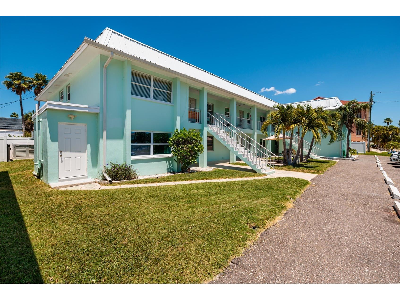 10 164th Avenue #1 Redington Beach FL 33708 TB8505663 image9