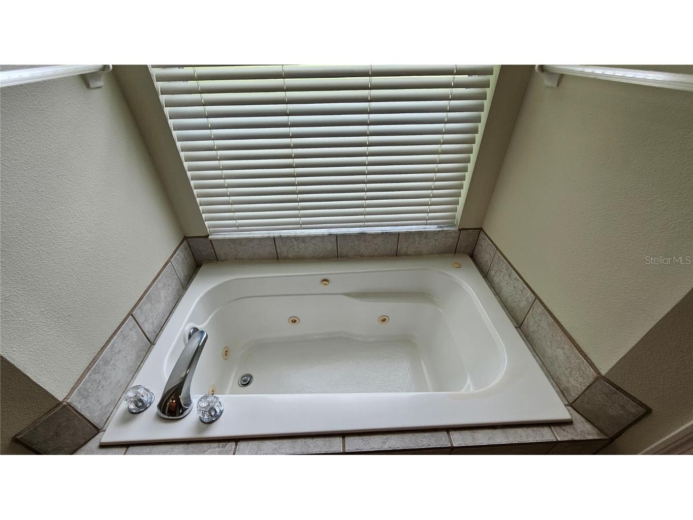 10 Apple Tree Lane Winter Haven FL 33884 P4936277 image15