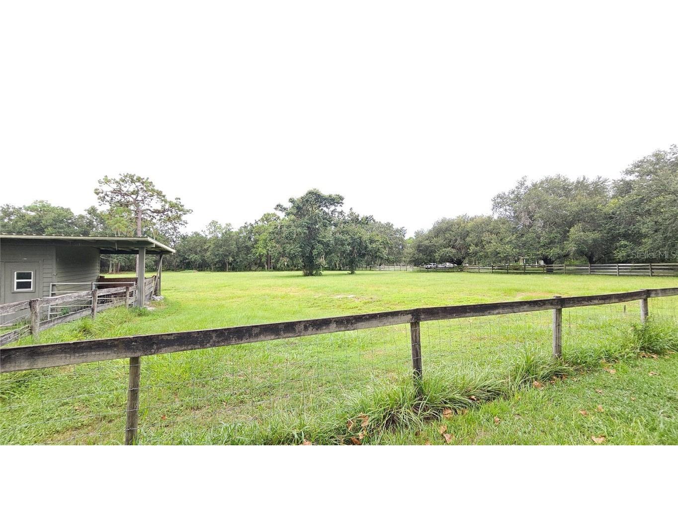 10 Apple Tree Lane Winter Haven FL 33884 P4936277 image34