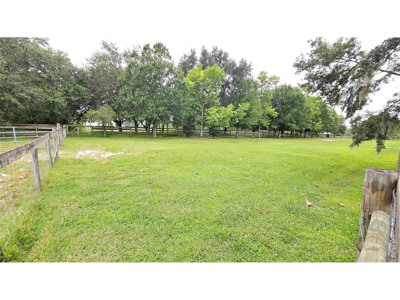 10 Apple Tree Lane Winter Haven FL 33884 P4936277 image35