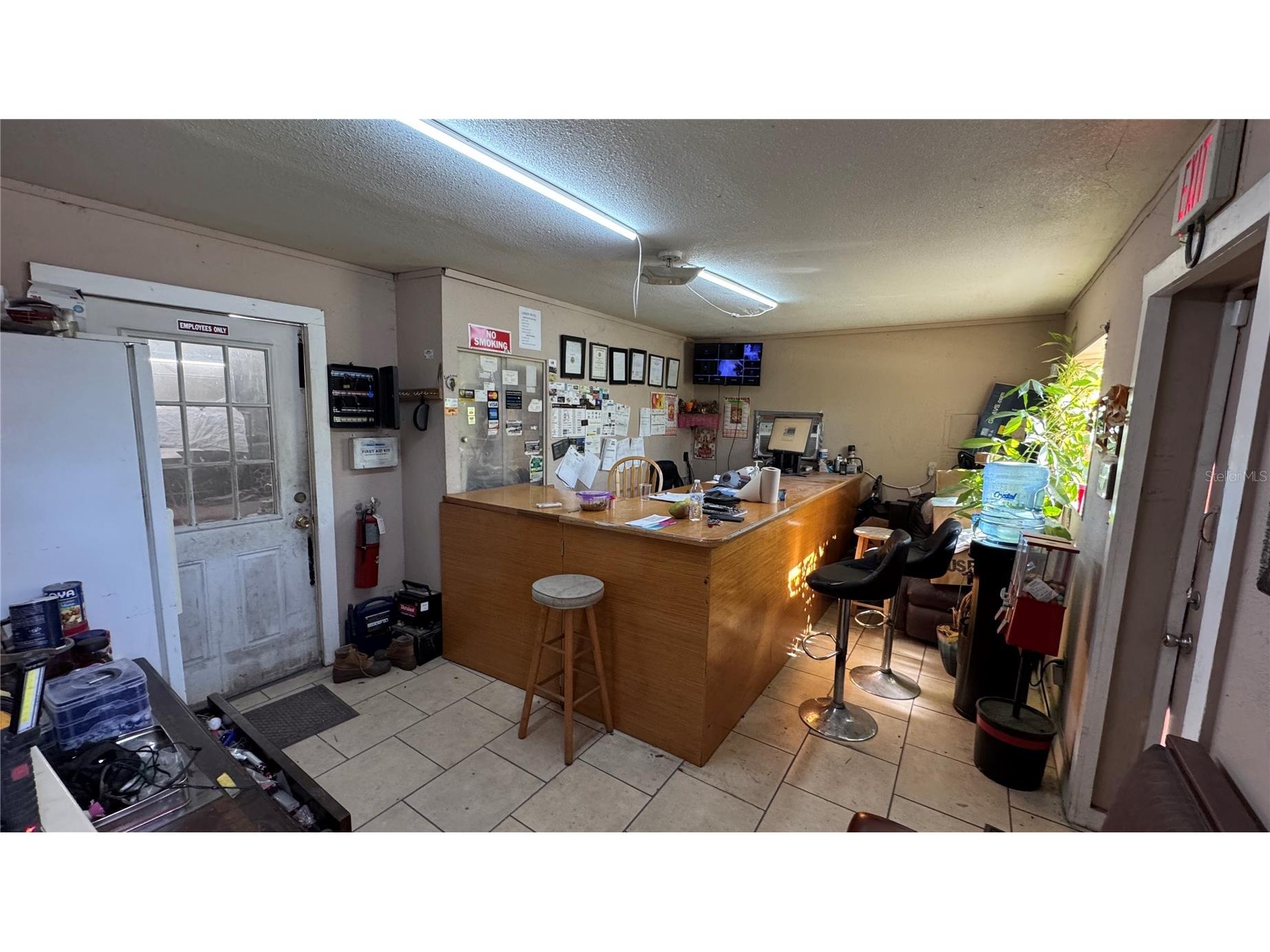 10 Barry Avenue Mascotte FL 34753 O6374946 image4