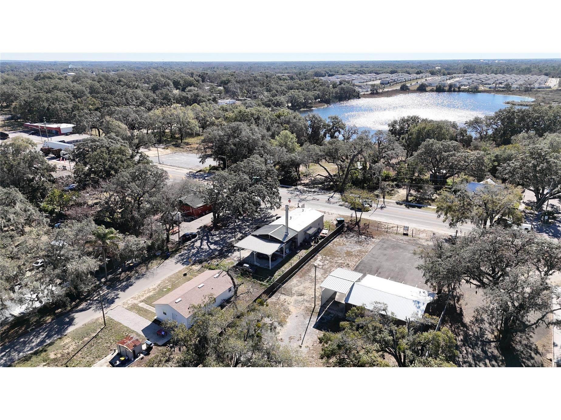 10 Barry Avenue Mascotte FL 34753 O6377992 image2