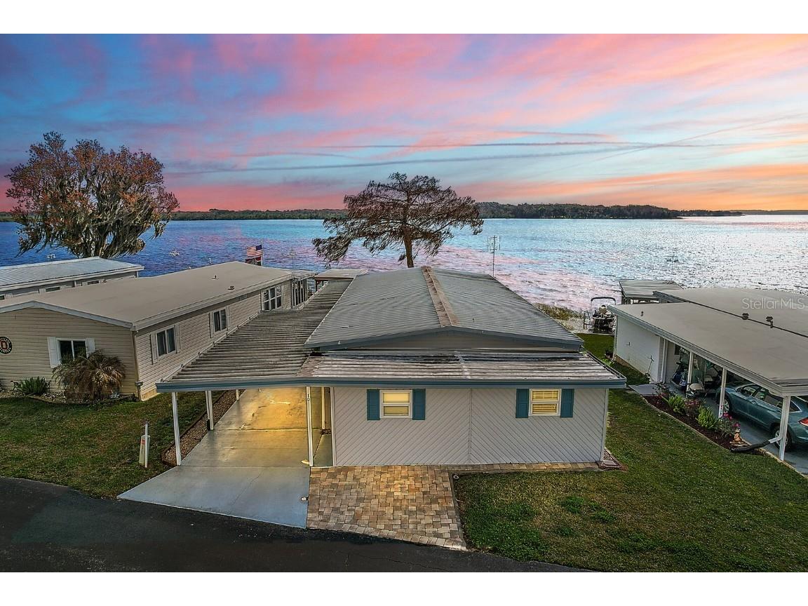 10 Big Tree Drive Fruitland Park FL 34731 - HARRIS CHAIN OF LAKES G5065241 image1