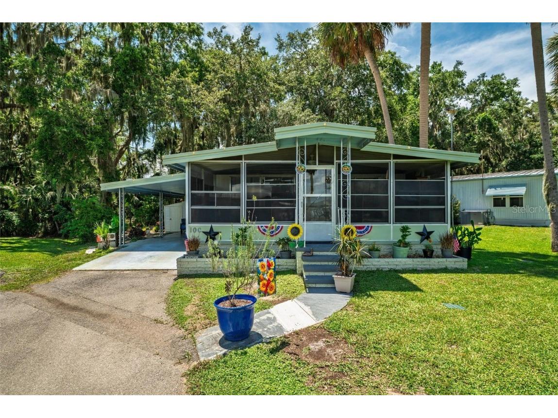 10 Cocos Plumosa Drive Eustis FL 32726 - Trout Lake G5098993 image1