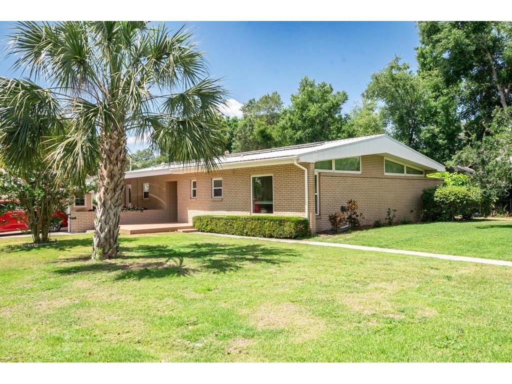 10 Golfview Circle NE Winter Haven FL 33881 - LAKE ELBERT P4930233 image1