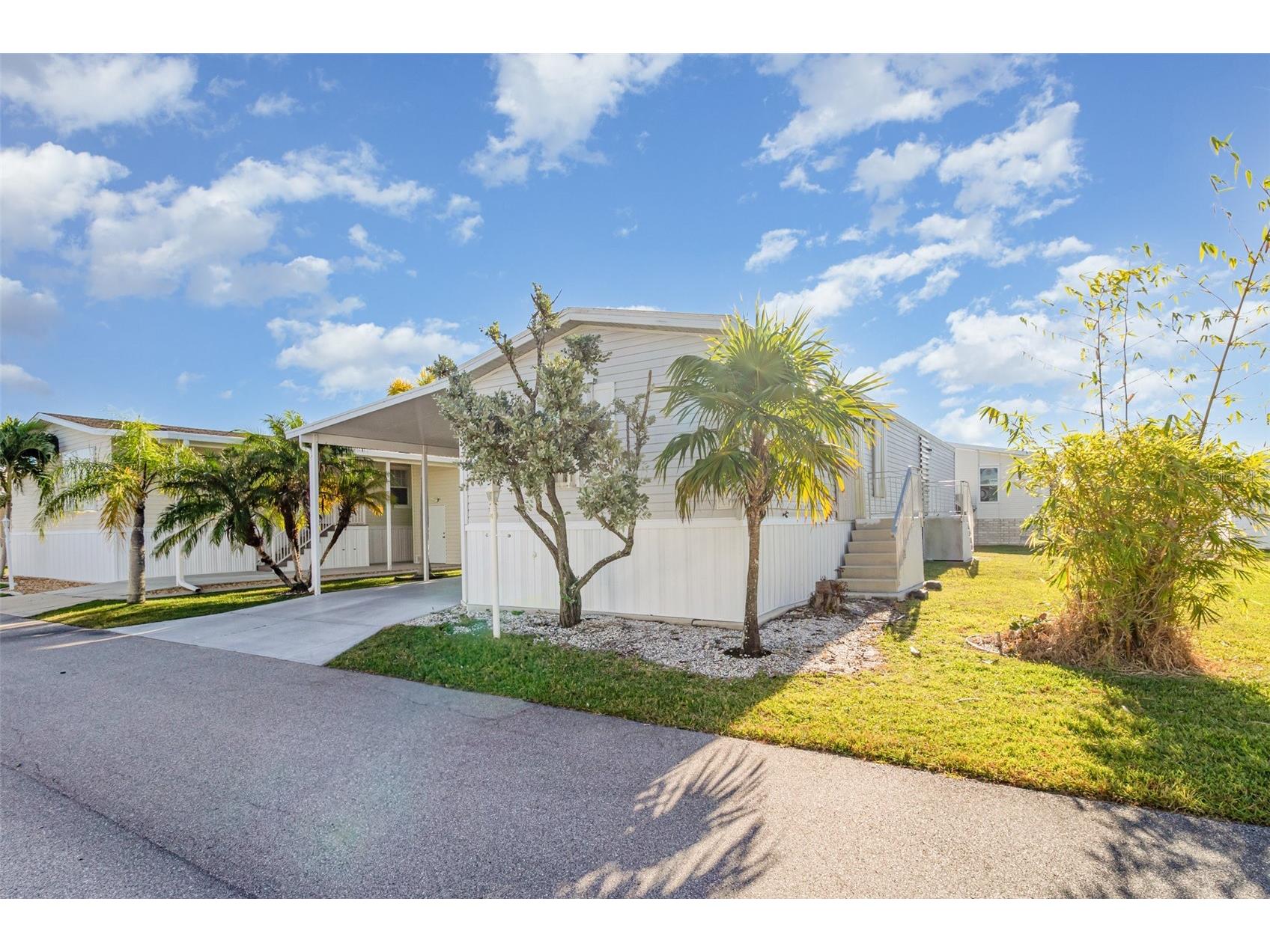 10 Holland Drive Punta Gorda FL 33950 C7517748 image2