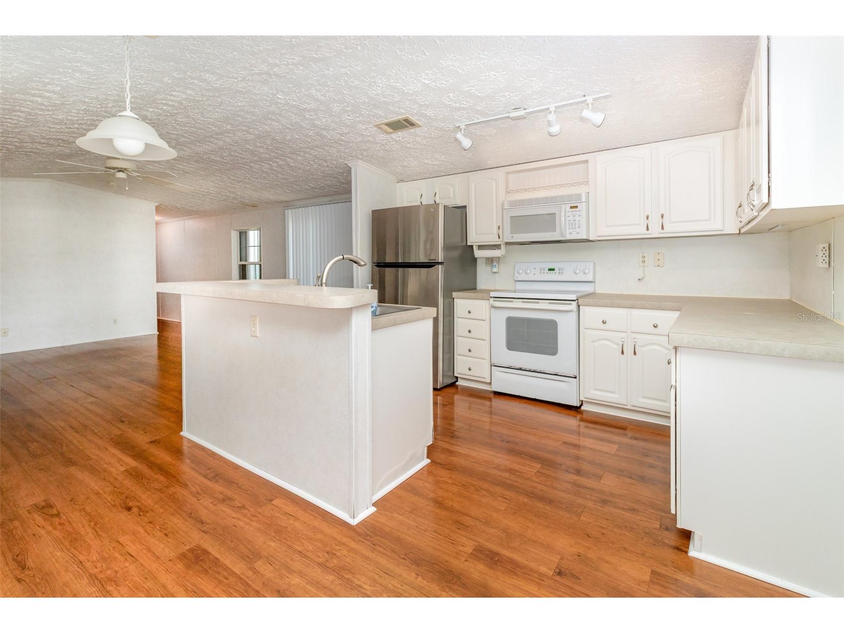 10 Holland Drive Punta Gorda FL 33950 C7517748 image7