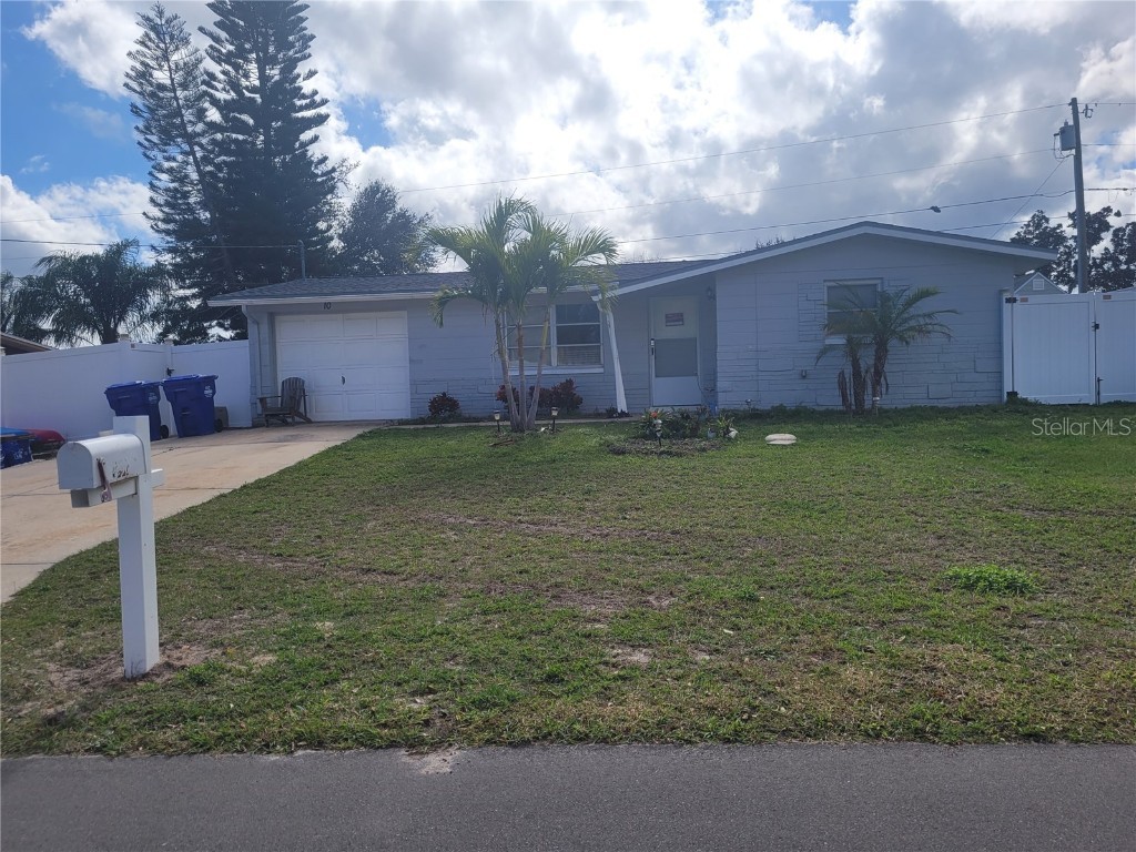 10 Lake Shore Drive Palm Harbor FL 34684 W7862223 image1