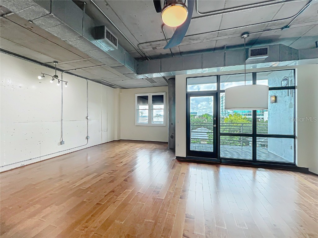 10 N Summerlin Avenue #19 Orlando FL 32801 O6334339 image7