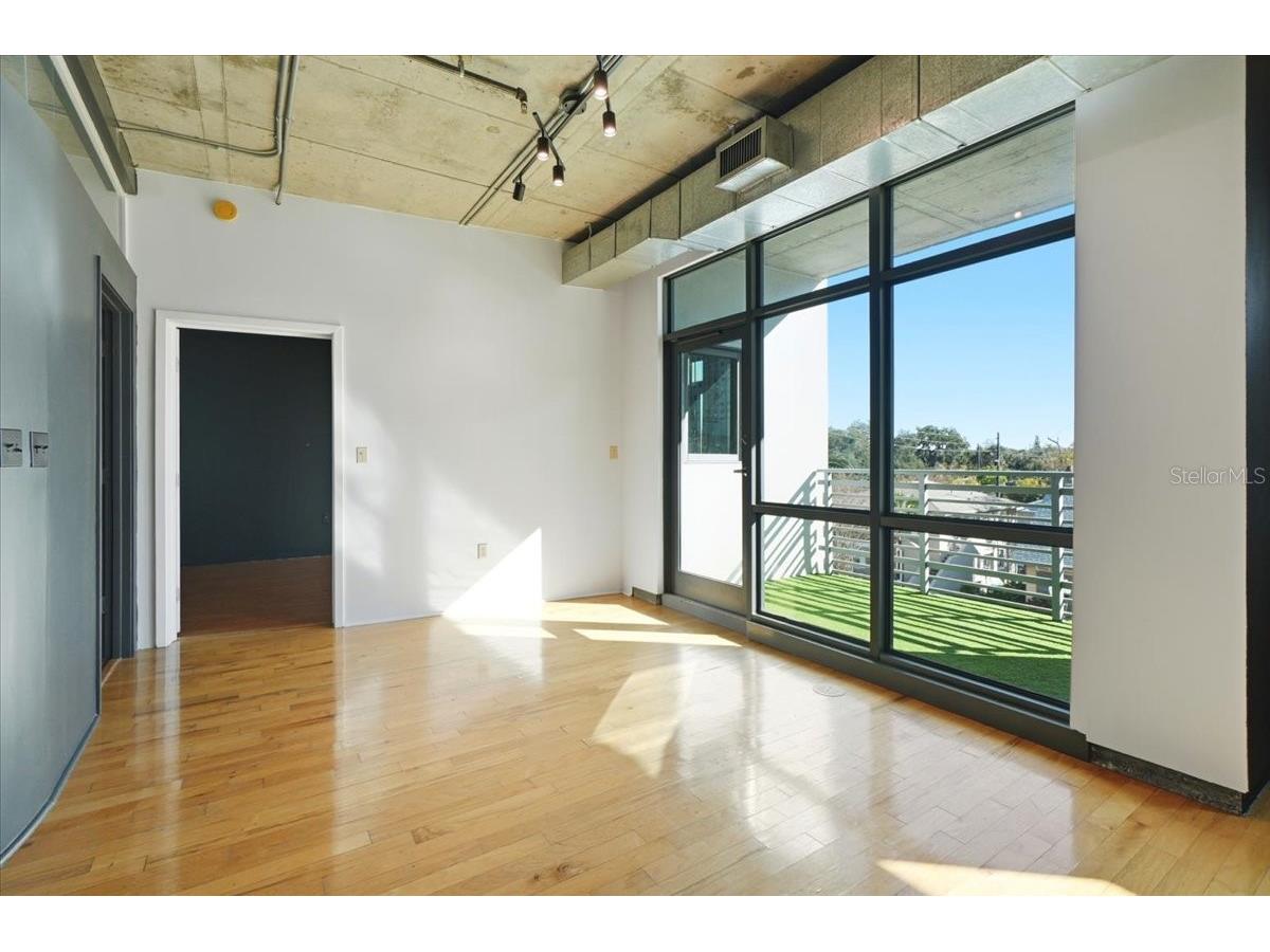 10 N Summerlin Avenue #7 Orlando FL 32801 OM717567 image23