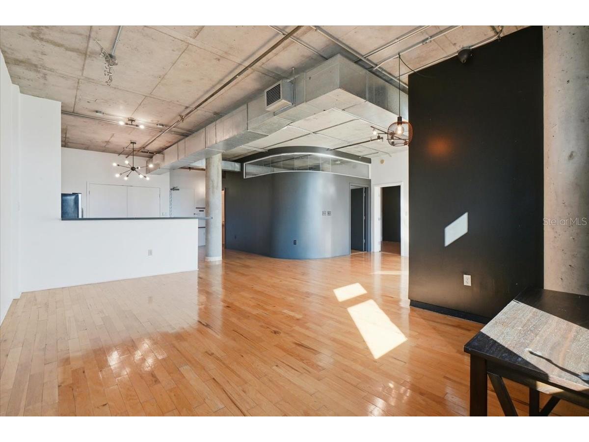 10 N Summerlin Avenue #7 Orlando FL 32801 OM717567 image25