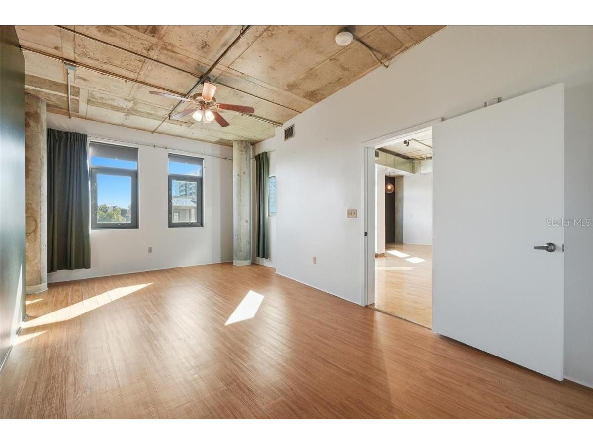 10 N Summerlin Avenue #7 Orlando FL 32801 OM717567 image27