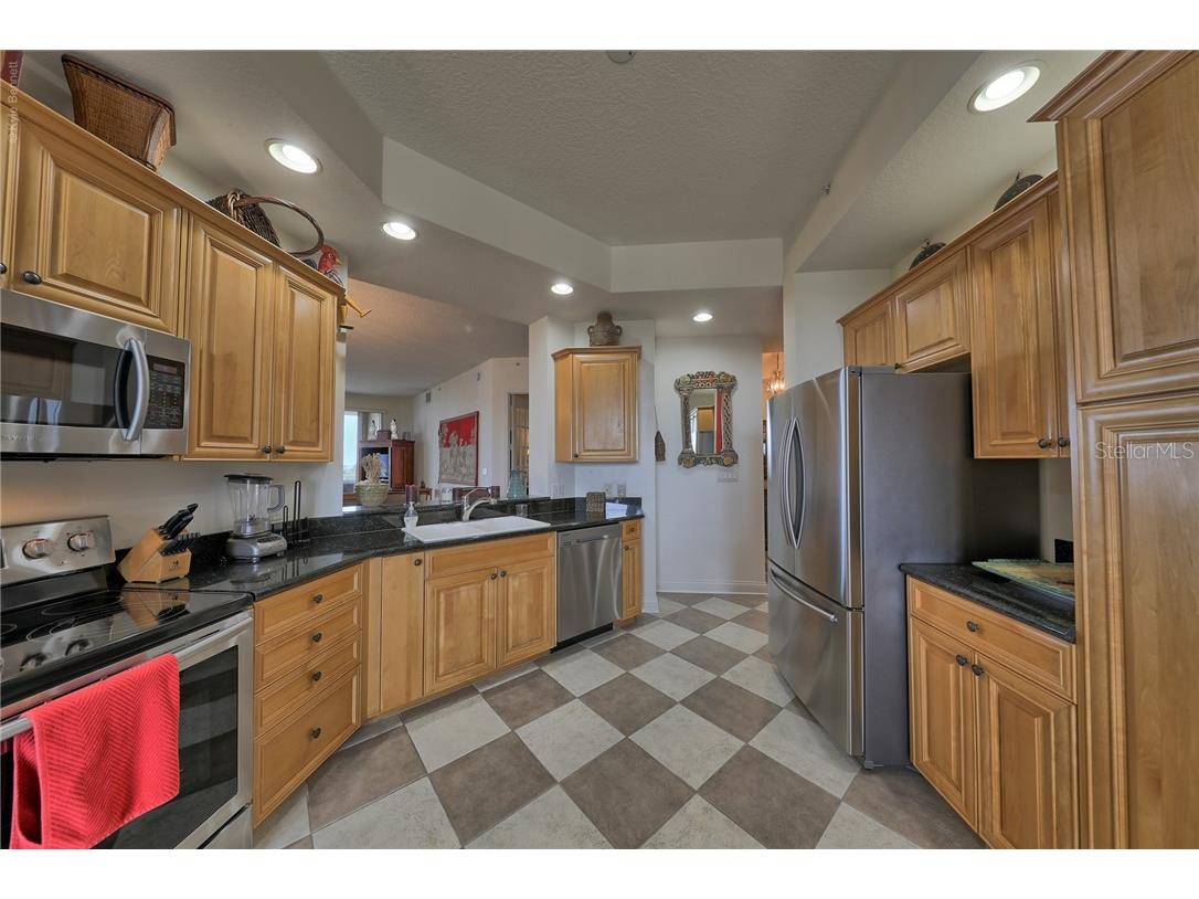 10 Papaya Street #305 Clearwater Beach FL 33767 - GULF OF MEXICO U7776985 image11