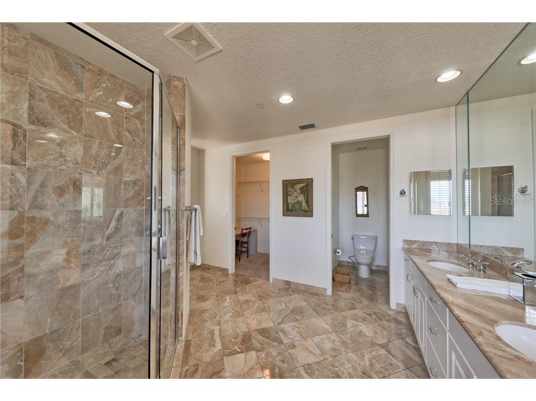 10 Papaya Street #305 Clearwater Beach FL 33767 - GULF OF MEXICO U7776985 image18