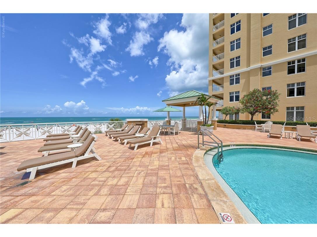 10 Papaya Street #305 Clearwater Beach FL 33767 - GULF OF MEXICO U7776985 image3