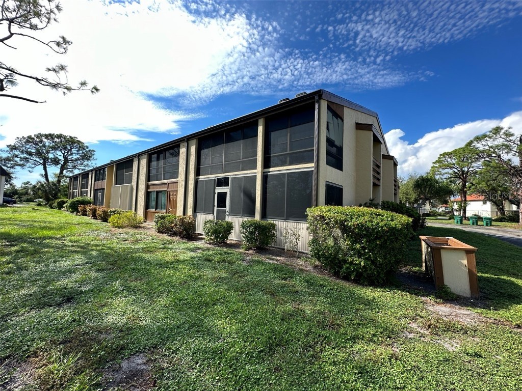 10 Quails Run Boulevard 1, Englewood, FL, 34223 MLS C7480592