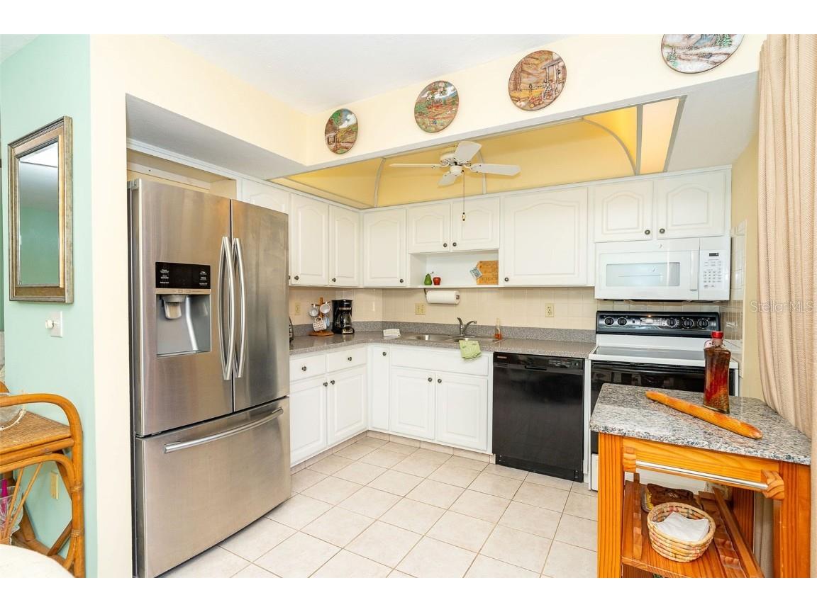 10 Quails Run Boulevard #12 Englewood FL 34223 D6139821 image11