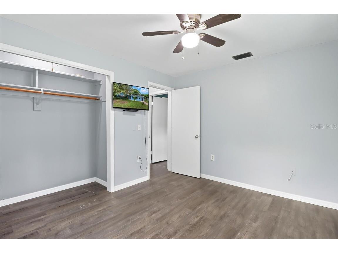 10 S Barbour Street Beverly Hills FL 34465 OM709876 image27