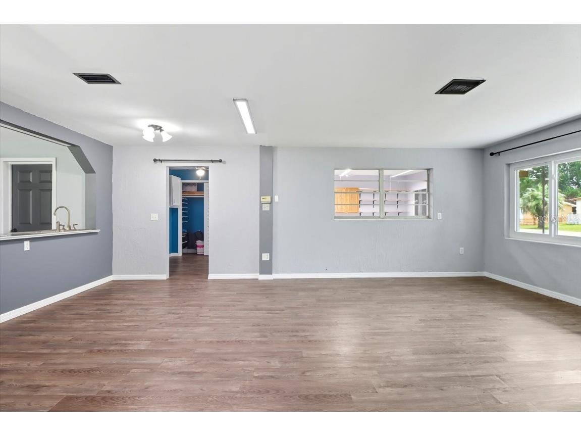 10 S Barbour Street Beverly Hills FL 34465 OM709876 image4