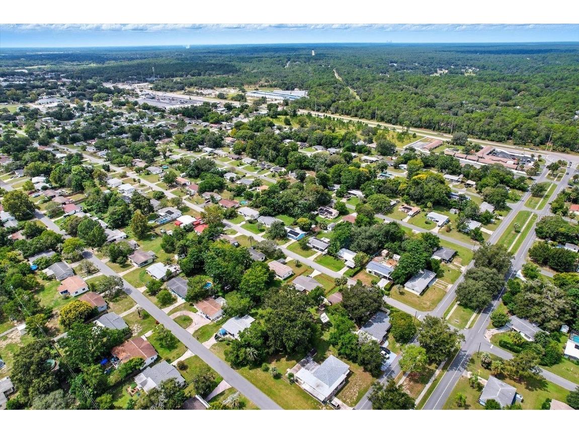 10 S Barbour Street Beverly Hills FL 34465 OM709876 image43