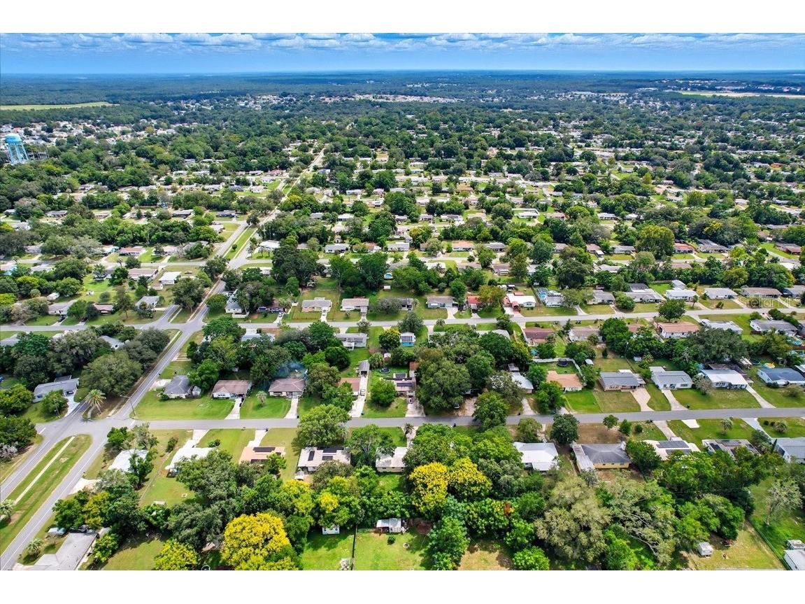 10 S Barbour Street Beverly Hills FL 34465 OM709876 image44