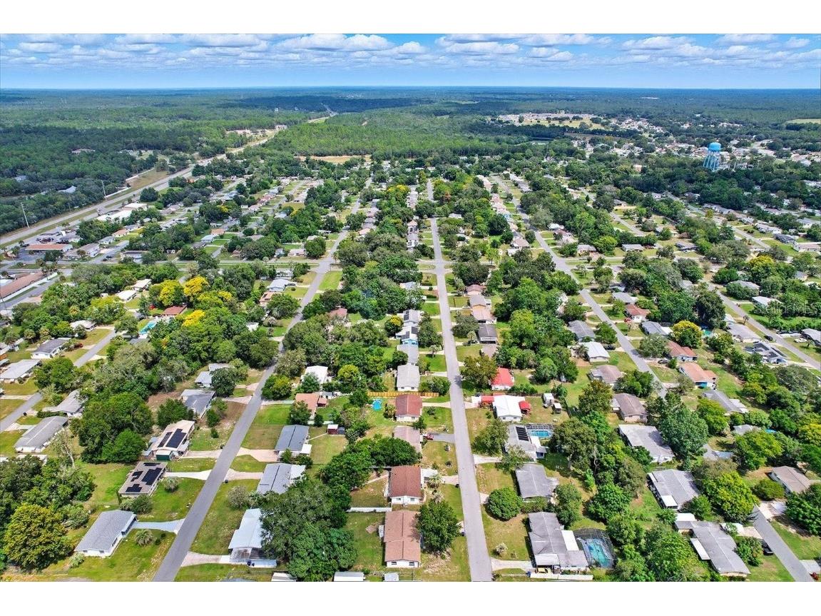 10 S Barbour Street Beverly Hills FL 34465 OM709876 image45