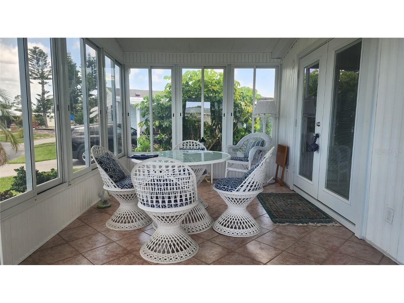 10 S Botany Bay Circle Englewood FL 34223 A4660922 image2