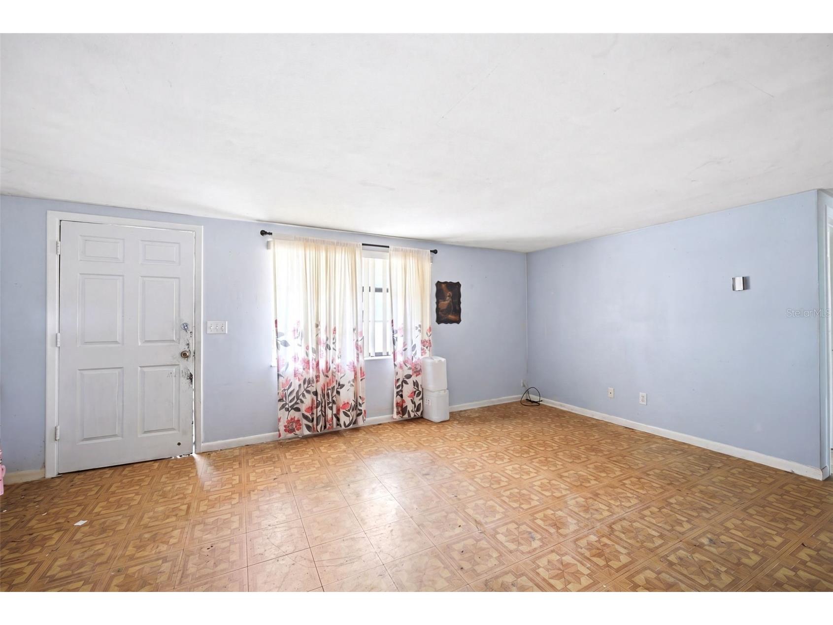 10 S Jackson Street Beverly Hills FL 34465 W7885537 image4