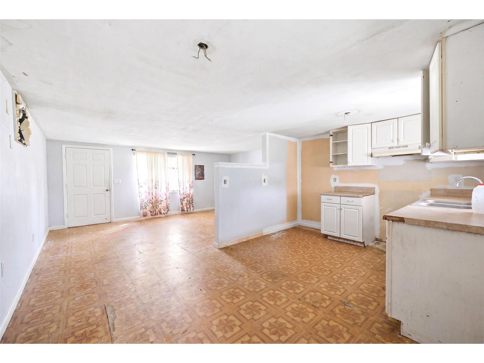 10 S Jackson Street Beverly Hills FL 34465 W7885537 image6