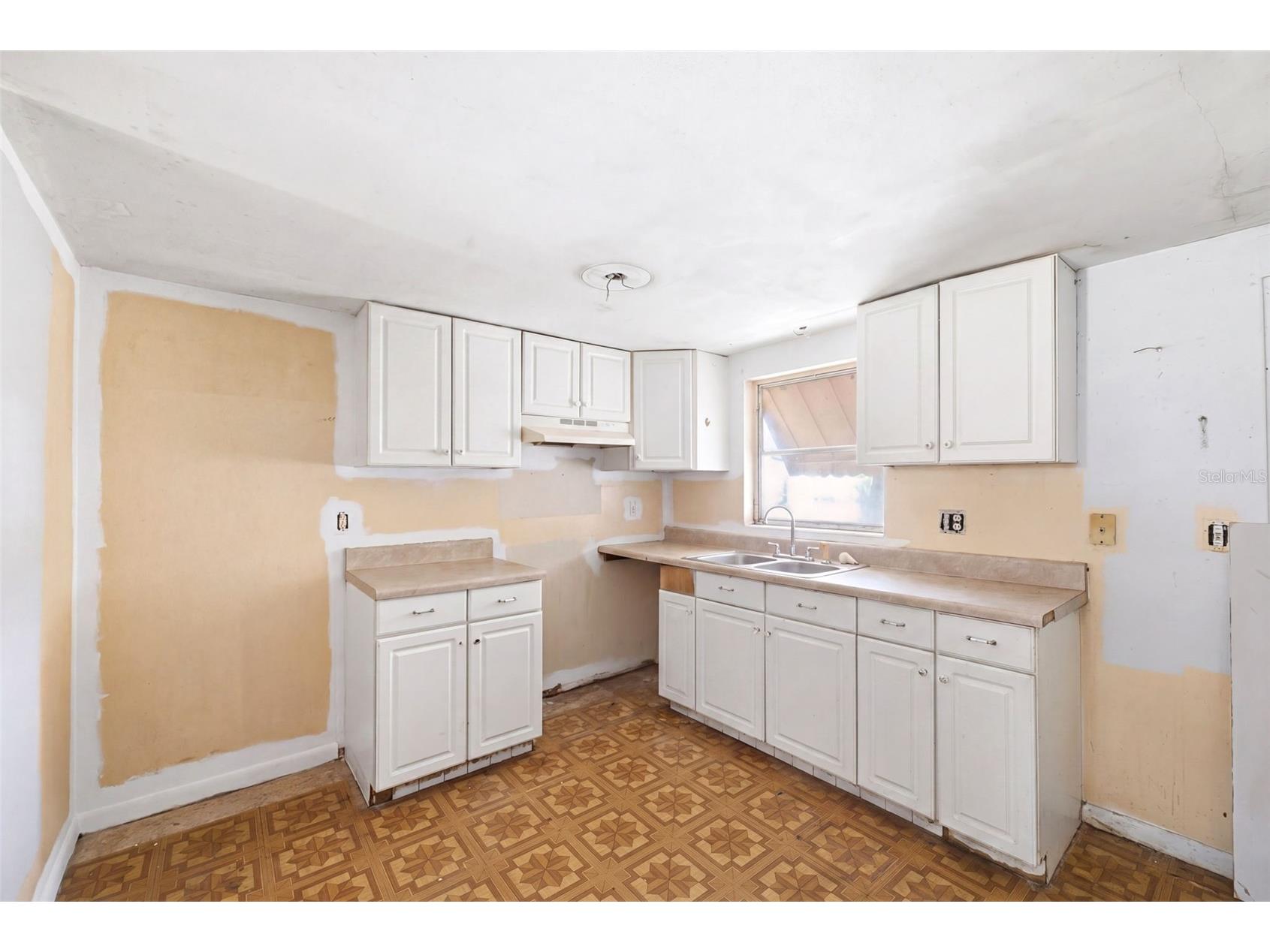 10 S Jackson Street Beverly Hills FL 34465 W7885537 image7