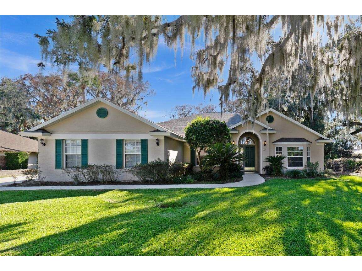 10 Sand Lake Place Eustis FL 32726 - LAKE EUSTIS O6083442 image1